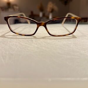 Lafco Scoop glasses issy and LA